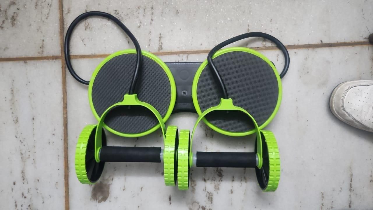 Abdominal Roller Wheel with Knee Pad